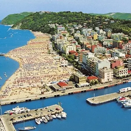 Playa Degli Angeli Maestrale Gabicce Mare