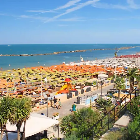 Playa Degli Angeli Maestrale Gabicce Mare