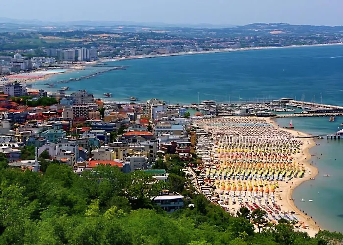 Playa Degli Angeli Maestrale Gabicce Mare